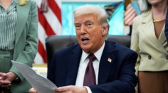 Americký Senát potvrdil 48 Trumpových nominantov naraz. Demokrati hovoria o strate kontroly