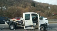 FOTO: Hromadnú nehodu na D1 pri Trenčíne odstránili, diaľnicu sprejazdnili