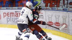 Štvorgólový Buček zabezpečil Nitre bod v bláznivom dueli. Nové Zámky definitívne opúšťajú extraligu