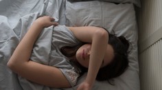 Máte problémy so spánkom? Kanadský vedec vymyslel trik, ktorý vám pomôže vypnúť myseľ