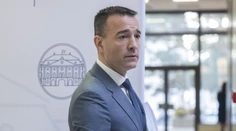 Veľká zmena na školách: Minister predstavil dvojstupňový systém ospravedlňovania absencií rodičmi