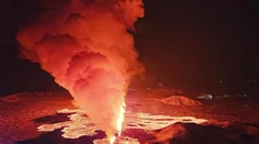 OBRAZOM: Desivá krása. Na Islande opäť vyčíňa sopka, z trojkilometrovej trhliny sa valí láva