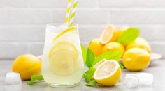 Chudnite ako slávne herečky. Pomôže vám citrónová voda