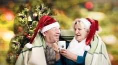 Dôchodcovia už dostávajú vianočné príspevky