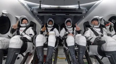 Kapsula od SpaceX sa osvedčila. Z vesmíru sa úspešne vrátili štyria astronauti