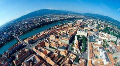 Prehľadná tabuľka, ktorá naznačuje, kde sa oplatí kupovať byt