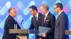 Orbán tvrdí, že má riešenie pre nelegálnu migráciu. Krajiny V4 odmietajú povinné kvóty a relokáciu