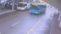 Autobus prešiel v Nitre dôchodkyni po nohe. Museli jej amputovať prsty