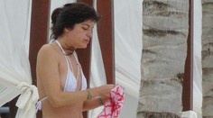 Žiadny zadok ani prsia. Slávna herečka má 43, ale telo ako dievča