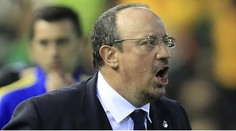 Pod Benitezom sa trasie stolička. Real Madrid iba remizoval