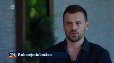 Rok nejedol mäso