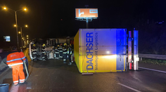 FOTO: Diaľnica D2 z Bratislavy do Malaciek je po nehode plne prejazdná