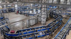 Nočná mora rodičov: Dieťa na letisku „uniesol“ do útrob terminálu batožinový pás