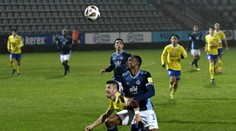 VIDEO: Slovan si z Michaloviec vezie všetky tri body. Vlado Weiss ml. dostal červenú mimo ihriska