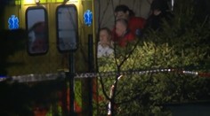 Pozrite si video, na ktorom polícia vyvádza z bytu manželku strelca