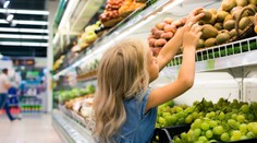 Ako presvedčiť deti, aby jedli viac ovocia a zeleniny? Táto matka dostala šikovný nápad