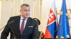 Chceli by ste, aby vás zosobášil poslanec, minister či prezident? Čoskoro to už môže byť realita