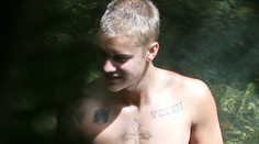 Po Orlandovi aj Justin Bieber. Opäť sa pochválil nahým prirodzením