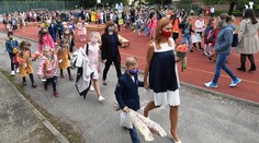 Riziko ťažkého priebehu COVID-19 u detí je malé, ale nie zanedbateľné, upozorňujú vedci