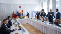 Ministri v čase konsolidácie rozdávajú štedré odmeny. Jeden rezort vyplatil takmer 100-tisíc eur