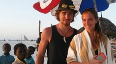 Zverejnili fotky zo Saganovej svadobnej cesty. Takto si ju užívali