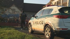 Tragédia vo Zvolenskej Slatine. Dcéra našla v dome mŕtvych rodičov a brata v bezvedomí