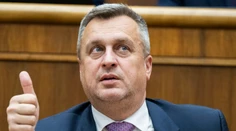 PRIESKUM: Danko sa naďalej vzďaľuje od parlamentu. K piatim percentám sa však blíži Kollár