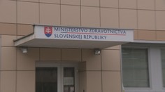 Zahraničie lieky prepláca, u nás ich poisťovne zamietli. Vážne chorí Slováci si liečbu musia hradiť sami