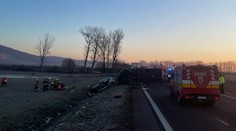 Vážna nehoda v Košickom kraji. Zrazilo sa tu auto s dodávkou
