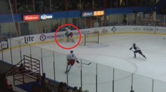 VIDEO: Slovenský brankár Durný v zámorskej lige rozhodol zápas gólom cez celé klzisko