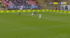 VIDEO: Ludhov kiks pochoval Podbrezovú. Slovan si vezie z Horehronia tri body