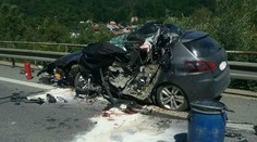 Vážna nehoda na Kysuciach: Zrazili sa tri autá s kamiónom