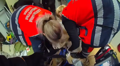 VIDEO: Hororová situácia v Košiciach. Po hádke s priateľom zostala žena s nožom v srdci