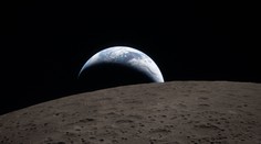 Prvá fotka z odvrátenej strany mesiaca. Astronauti zachytili dychberúci záber