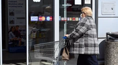 Dôchodcovia odkazujú vláde: Polovica z nás má 3,6 eura na celodennú stravu