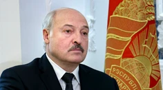 Alexandr Lukašenko pricestoval na neohlásenú návštevu Ruska