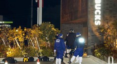 Japonská polícia pátra po strelcovi, ktorý zabil muža pri kaviarni