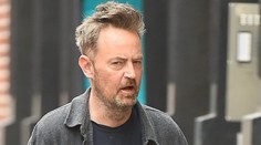 Zdrvujúci pohľad na Chandlera z Priateľov: V uliciach ho videli v zúboženom stave