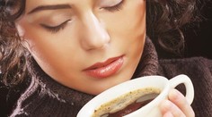 Vedeli ste to? Káva neodvodňuje a nespôsobuje nespavosť!