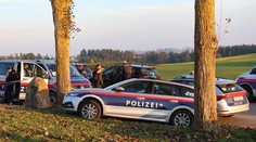 Dráma v Rakúsku. Útočník, ktorý zastrelil dvoch ľudí, je na úteku