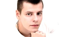 Sudcovi trvalo tri mesiace, kým na mladíka s HIV vydal zatykač