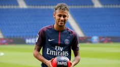 Vedenie Barcelony stále máta Neymarov odchod. S Brazílčanom sa chce súdiť