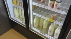 Vyzerá a chutí rovnako, no má sa lepšie tráviť. V obchodoch sa čoraz viac objavuje nový typ mlieka