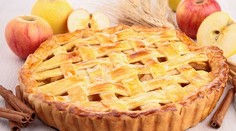 KOLÁČ NA NEDEĽU: Chutný jablkový od moderátorky Janky Hospodárovej