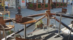 Rožňava už je v červenej farbe. Boli sme sa pozrieť, ako sa miestnym zmenil život