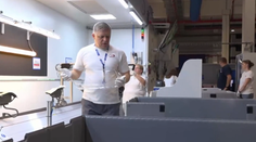 V ohrození sú stovky miest. Závod, v ktorom nočnú odpracoval aj Fico, hromadne prepúšťa