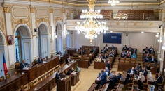 Poplach v českej snemovni. Konzultant poslankyne si na toalete zabudol zbraň a keď sa vrátil, už tam nebola