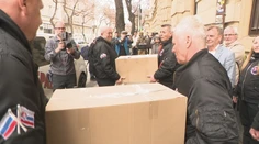 Združenie Brat za brata prinieslo prezidentovi 450-tisíc podpisov. Chcú referendum o zrušení protiruských sankcií