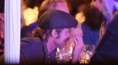 Brad Pitt už nie je single? Po jeho boku sa objavila nová žena