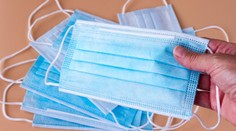 Neznáma choroba X, chrípka aj osýpky. Epidemiológ hovorí o tom, čo nás potrápi v roku 2026